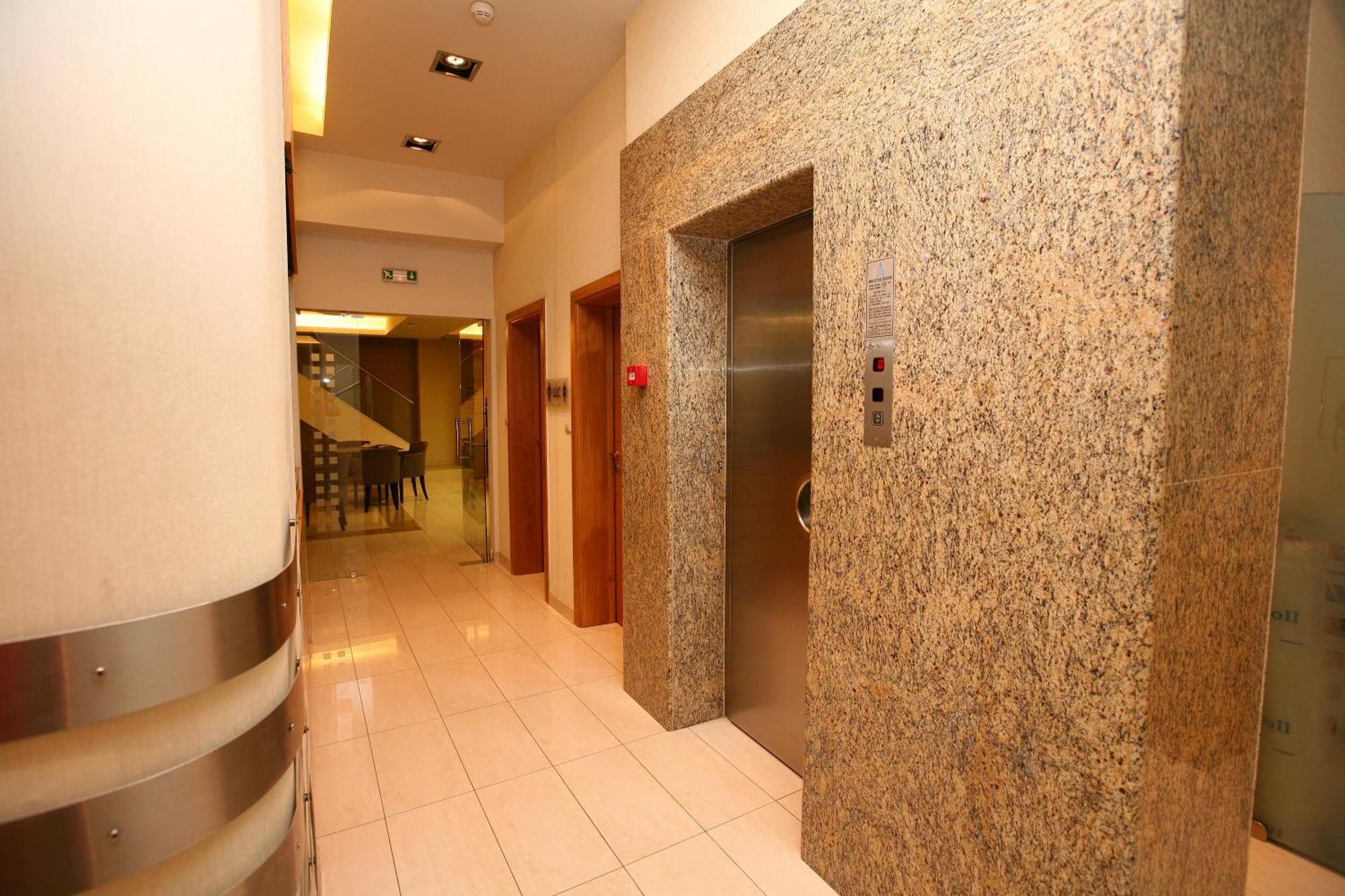 Hotel Flisvos Kalamata Zewnętrze zdjęcie