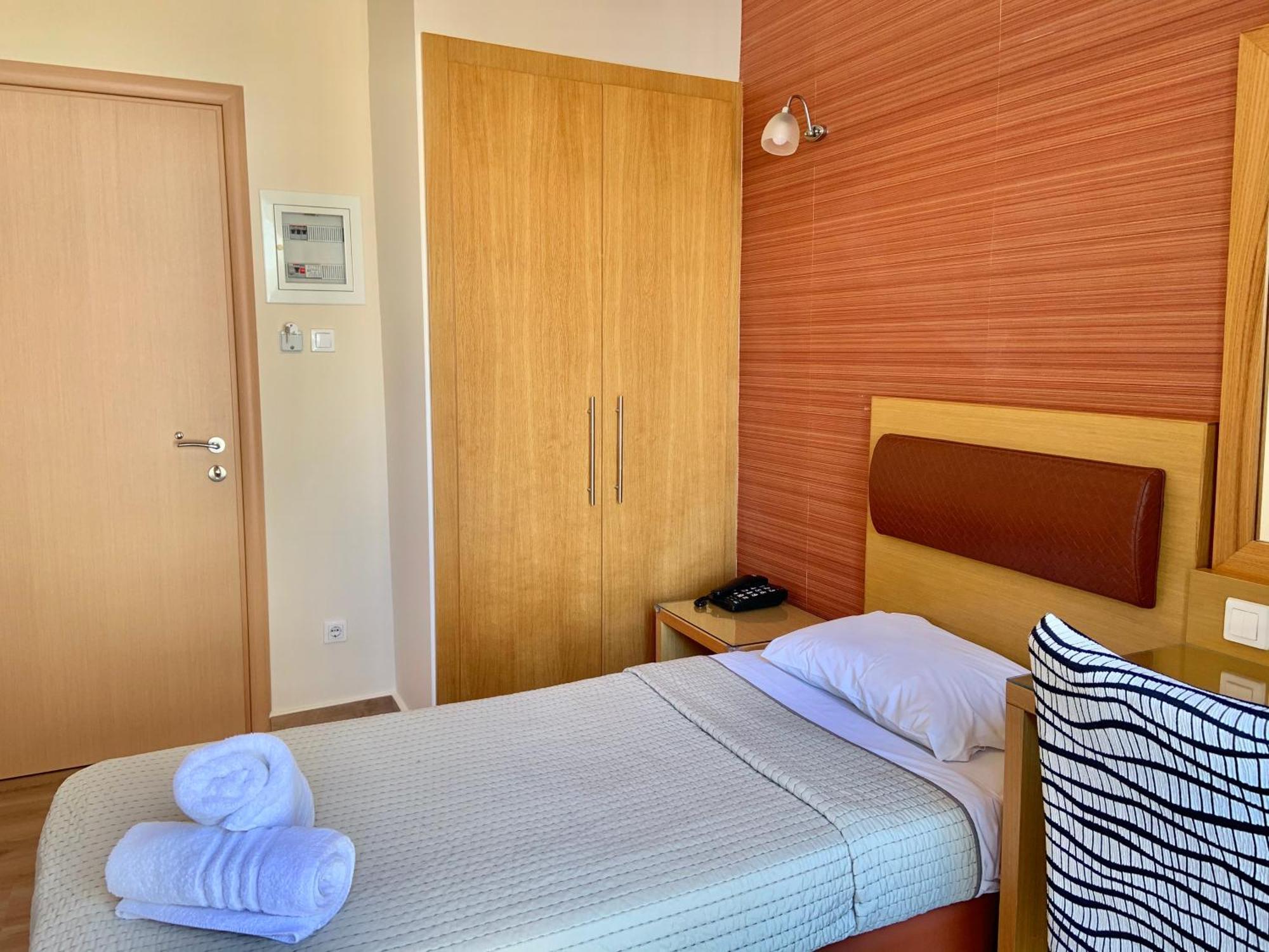 Hotel Flisvos Kalamata Pokój zdjęcie